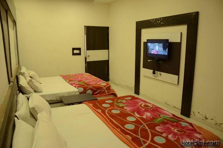 אחמדאבאד Hotel Shreenath מראה חיצוני תמונה